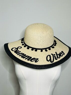 Lucky Brand Natural Straw Sun Hat with Black Trim and 'Summer Vibes' Embroidery